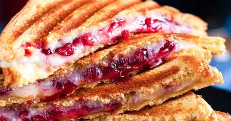 Epic Peanut Butter And Jelly Grilled Cheese Sandwich Momables