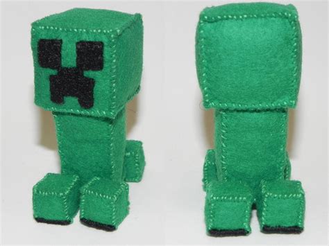 Creeper plush by Pandannabelle on DeviantArt