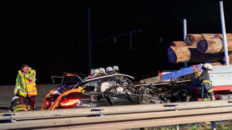 Zwei Menschen Sterben Bei Unfall Auf Der A5 Bei Langen Wer Kann Der