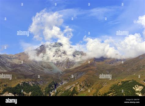 Col De La Forclaz Stock Photos & Col De La Forclaz Stock Images - Alamy