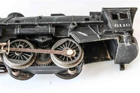 Vintage Metal Lionel Train Set sold at auction from 14th June to 1st ...