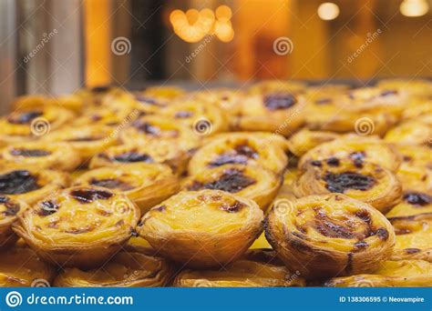 Pastel De Nata Tarta Portuguesa De Las Natillas Huevo Con Canela