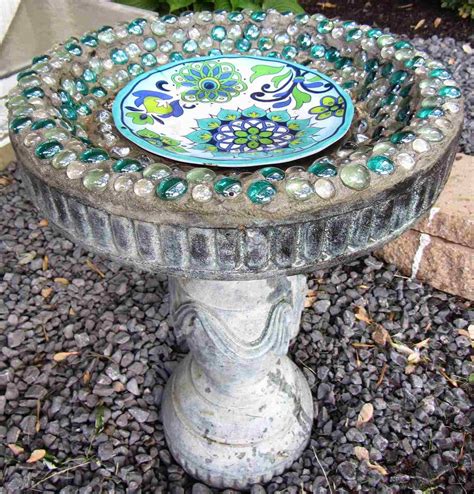 10 Easy Diy Bird Bath Projects