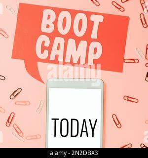 Boot Camp texte écriture manuscrite Concept signification camp d