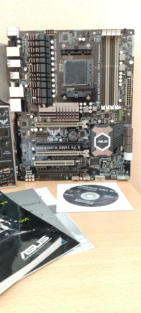 Asus Sabertooth 990fx R20 Donanımhaber Forum