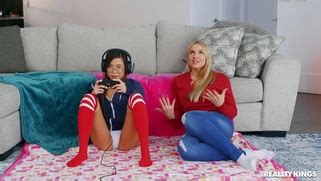 Sarah Vandella Is Licking Vina Sky S Pussy Porn Movies Movs