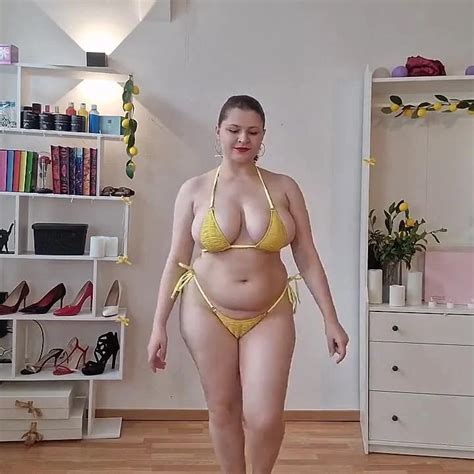Vídeos porno de Micro Bikini gratis xHamster