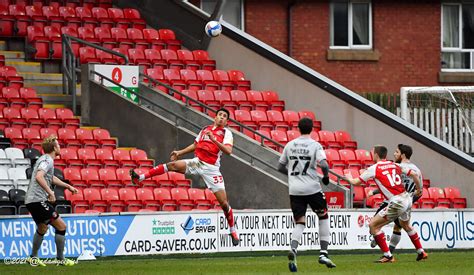 Fleetwood Town Vs Charlton Athletic Fleetwood T Flickr