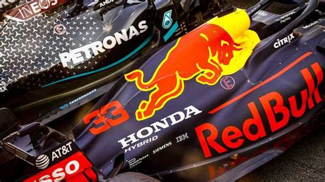 Red Bull strikes deal to keep using Honda engines until 2025