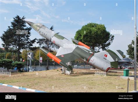 F 104S Starfighter Gate Guardian At The Turkish Air Force Museum Stock