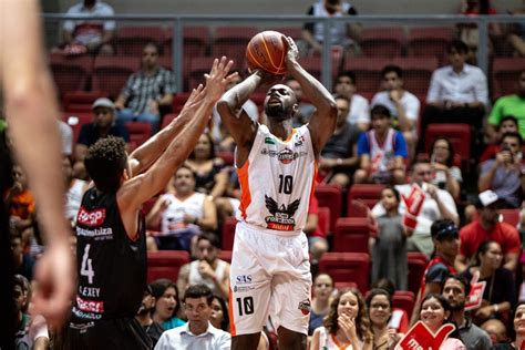 Franca Vence Basquete Cearense E Se Iguala Na Vice Lideran A Do Nbb