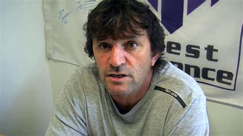 L Entra Neur Du Fc Istres Jos Pasqualetti Avant Le D Placement Niort