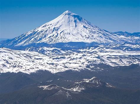 Chile Volcanoes Ski Tour - Alpine Guides Ltd Reservations