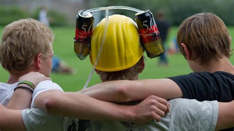 Alkoholmissbrauch Zahl sehr junger Komasäufer steigt alarmierend WELT