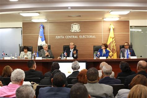 Pleno De La JCE Aprueba Pactos De Alianzas Suscritos Por Partidos