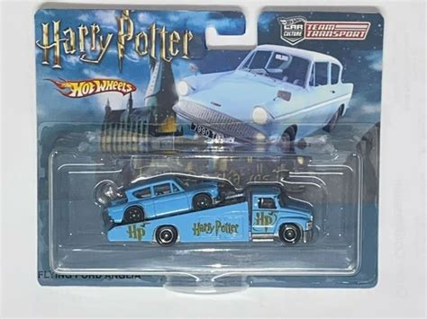 HOT WHEELS CUSTOM Team Transport Harry Potter Flying Ford Anglia Exclusive EUR