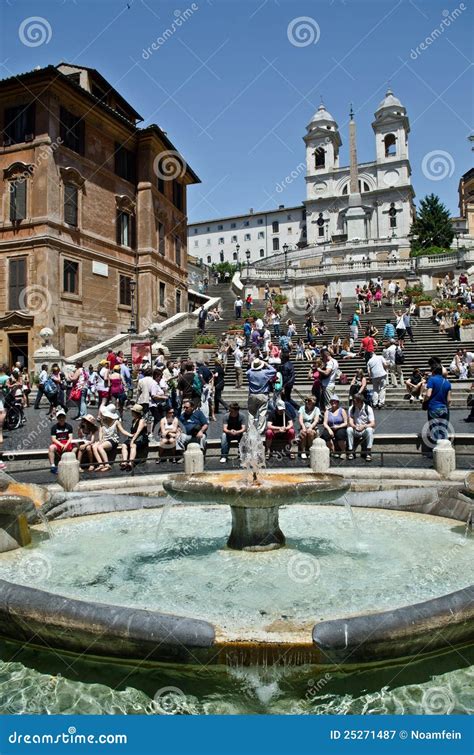 Spanish Steps And Early Baroque Fountain, Rome Editorial Photo ...