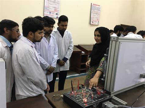 Instrumentation and Control Lab - Sharif College of Engineering and ...