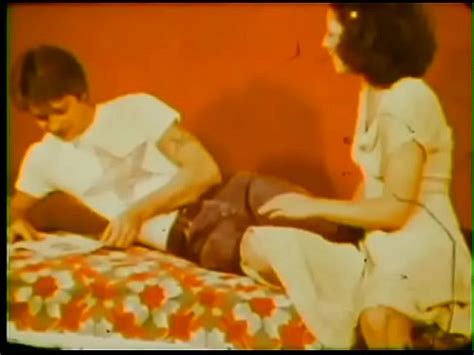 L Appel Du Vieux Porno En Super 8 Vol 3 XVIDEOS