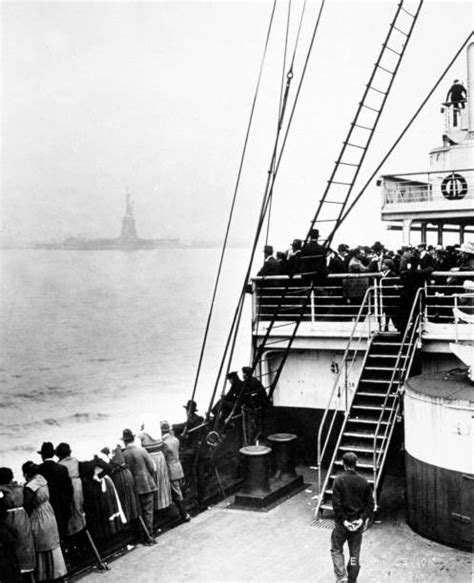 Arriving of immigrants in Ellis Island, New York, photo by Edwin Levick ...