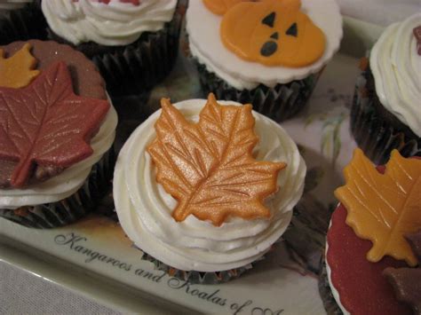 cake by gretchen: Fall Cupcake Toppers