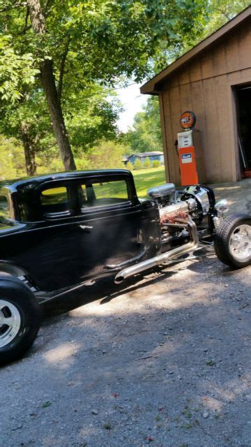 1932 Chevy hot rod, coupe