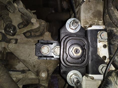 Нижняя и заключительная опора ДВС для Lada VESTA | Пикабу