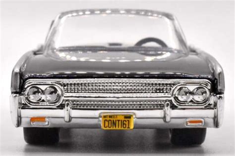 LINCOLN CONTINENTALのレビュー観音開きドアーのラグジュアリーコンバーチブル HMY Hot Wheels 情報まとめ ホットウィール にわかマニア