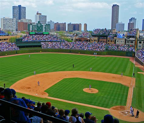 The 9 Best Baseball Stadiums in the United States - Men's Journal