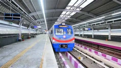 Metro Services ৭ ঘণ্টা পরও চালু হল না মেট্রো সোমবার কি স্বাভাবিক হবে