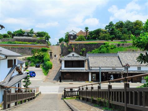 別府市内発着貸切観光タクシー 4～5時間プラン 日本一の大ソテツ！日出松屋寺＆個性的なサンドイッチ型杵築城城下町めぐり＜最大9名乗車可＞by