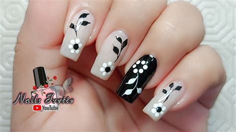 Uñas Decoradas Flor Fácil Y Rápido De Realizar Diseño De Uñas Negro