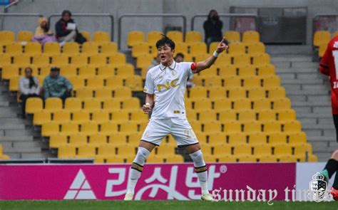 서울 이랜드 Fc 시즌 첫 경기에서 홈팀 부산에 3 0 완승 선데이타임즈