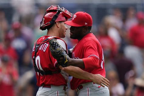 Phillies are counting on Hector Neris to continue pitching well out of ...