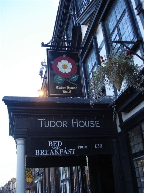 Tudor House Hotel High Street Tewkesbury Gloucestershire Pubs