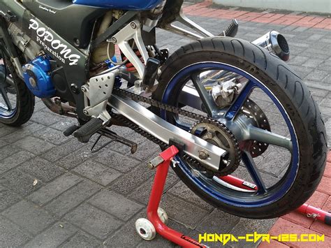 Genuine Honda CBR 125 Racing Aluminium Swingarm