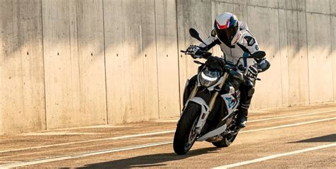 Best Naked Motorcycles In Gear Sustain