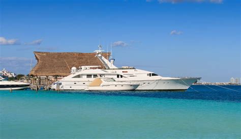 Luxury Yacht Rental And Charter Cancun Sunrise Yachts