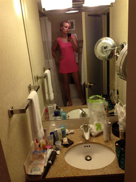 Naked Kelly Felthous In 2014 ICloud Leak The Second Cumming