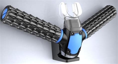 Revolutionary Scuba Mask Creates Breathable Oxygen Underwater On Its Own Scuba