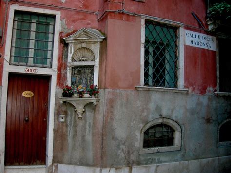 Calle Della Madonna Venise Andr Bordas Flickr