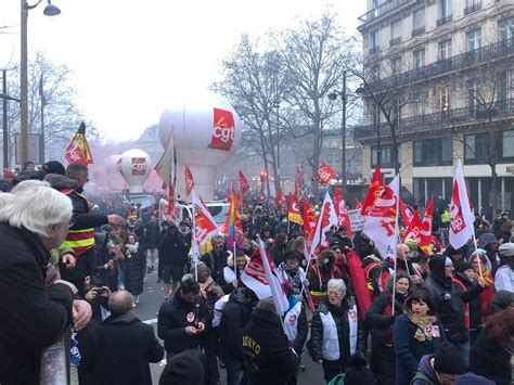 パリ最新情報「仏年金改革案：フランス国民の怒れる声。デモ参加者の数は近年で最大に」 Design Stories