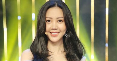 Hot girl Vũ Ngọc Châm bất ngờ hỏi Hồ Quang Hiếu đã chia tay Bảo Anh chưa