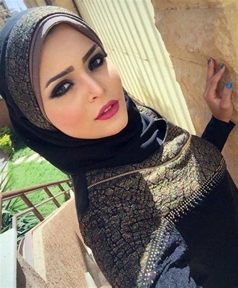 كانت موديل محجبات لقطات نادرة للفنانة أسماء جلال بالحجاب لماذا