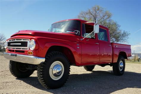 Rare 1963 International Harvester Travelette 4x4 Short Bed Crew Cab