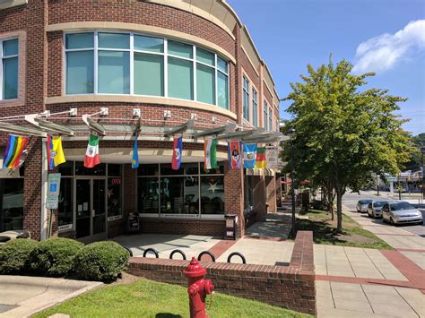 Moving Boxes and Packing Supplies at 811 Ninth St in Durham 36