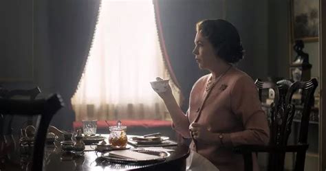 Olivia Colman Used Wet Sponge In The Favourite Sex Scene To Help Emma