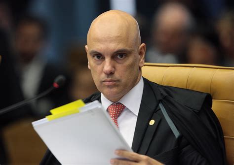 Moraes libera TSE a usar novas provas em ações contra Bolsonaro Nexo