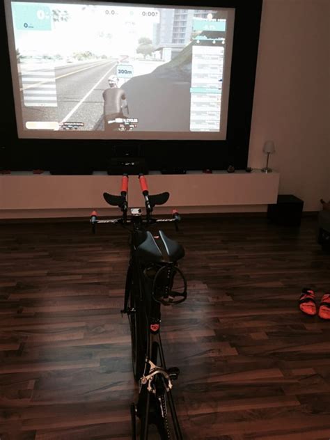 Review Tacx Flux Smart Trainer Bike Components