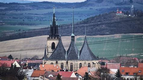 Lounský chrám nasvítí nová světla Spotřebují desetkrát méně elektřiny